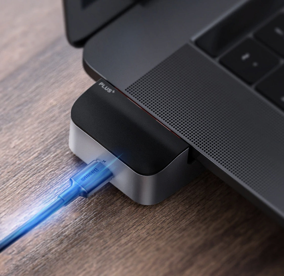 Mecha era bracket type multifunctional HUB hub